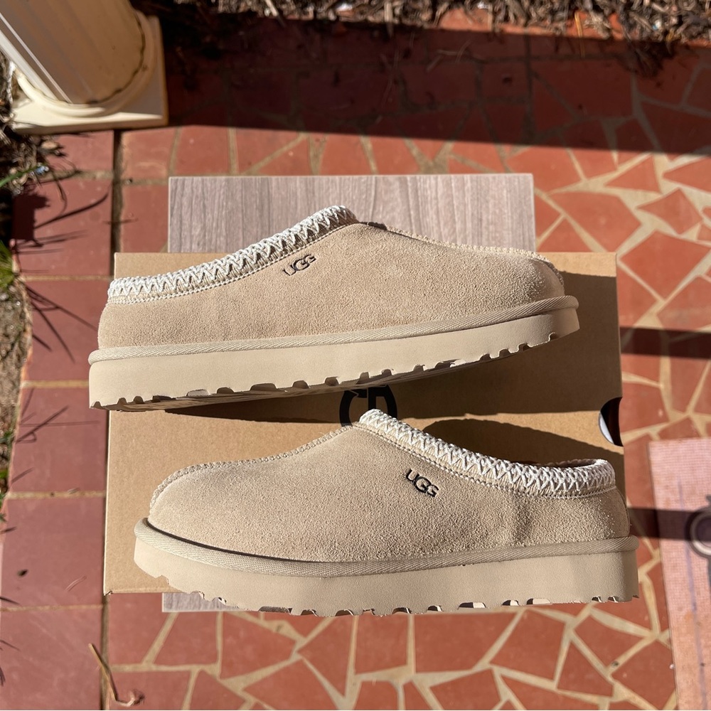 UGG Women’s Tasman Slipper Mustard Seed NWT - Picture 3 of 11